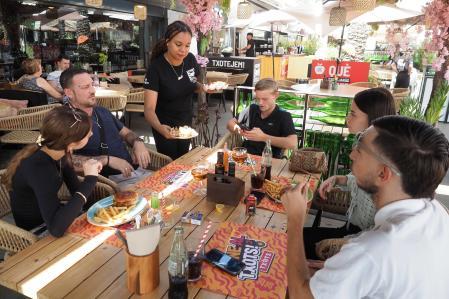 Los campings de Girona buscan personal formado en Latinoamérica
