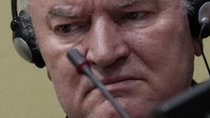 Muere el general serbobosnio Ratko Mladic, condenado por genocidio