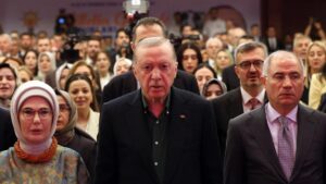 Turquía pide una orden de arresto para Netanyahu y este califica a Erdogán de “dictador antisemita”