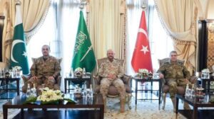 Arabia Saudí moviliza a Turquía y Pakistán para dar una respuesta a la ofensiva de los hutíes
