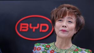 BYD apunta ahora a tener cuatro fábricas en Europa, una de ellas de baterías