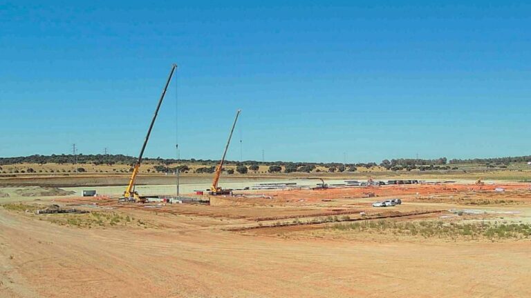 Copisa construye en Mérida una planta de materiales para baterías