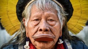 El líder indígena Raoni sufre un cáncer digestivo y recibe cuidados paliativos