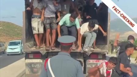 La imagen del camión con el gendarme