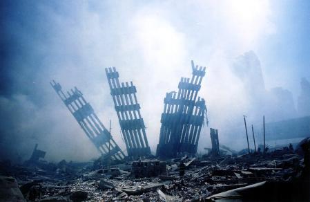 Las fotos del atentado terrorista contra las Torres Gemelas que puso en jaque al mundo