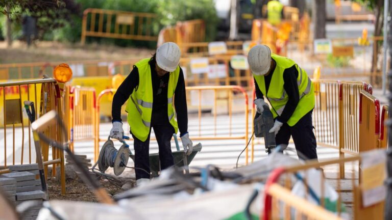 Catalunya vuelve a superar los cuatro millones de afiliados en septiembre