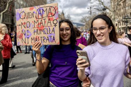 De las bajas por menopausia a las nuevas pensiones de viudedad: así cambian las prestaciones sociales tras el decreto del Gobierno