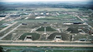Detenidos dos letones que traspasaron el perímetro de una base militar en el sur de Inglaterra