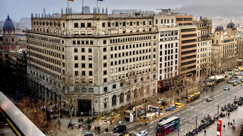 El Banco de España arranca la transformación de la sede de Barcelona en un centro de IA