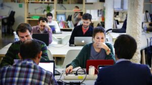 El emprendimiento alcanza un récord en Catalunya y la brecha de género desaparece