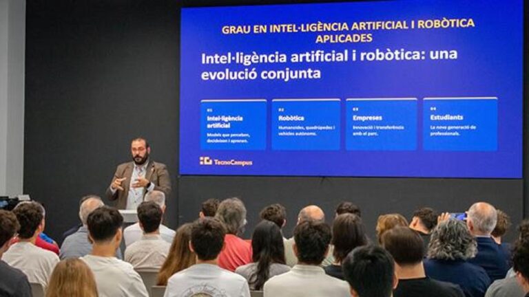 El nuevo Grado en IA y Robótica Aplicadas del TecnoCampus arranca con pleno de matriculaciones y lista de espera