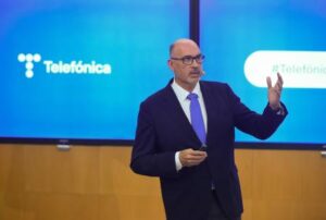 El Santander y Telefónica retan a las empresas familiares a ganar tamaño