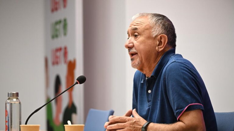 El secretario general de UGT, Pepe Álvarez, lamenta la falta de acuerdo de la izquierda