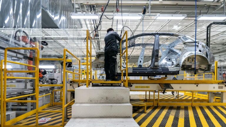 Francia y Alemania logran un acuerdo común para defender su sector del automóvil
