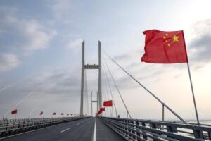 Kim Jong Un cruza a China en una visita relámpago