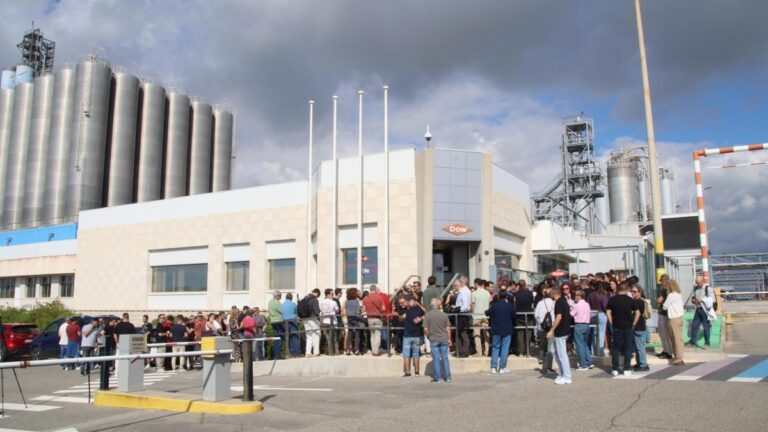 Los trabajadores de Dow Chemical en Tarragona harán huelga del 10 al 13 de noviembre