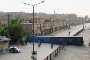 Pakistán suspende la autonomía pastún y detiene a su presidente, del partido de Imran Jan